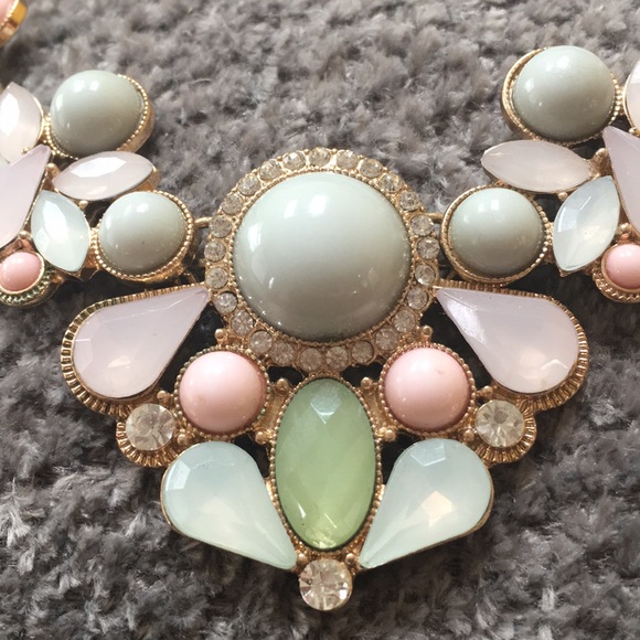 Call It Spring Necklace - Picture 2 of 3